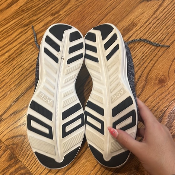 APL Woman’s Blue Techloom Prow Sneakers Size 5.5 - Picture 5 of 6